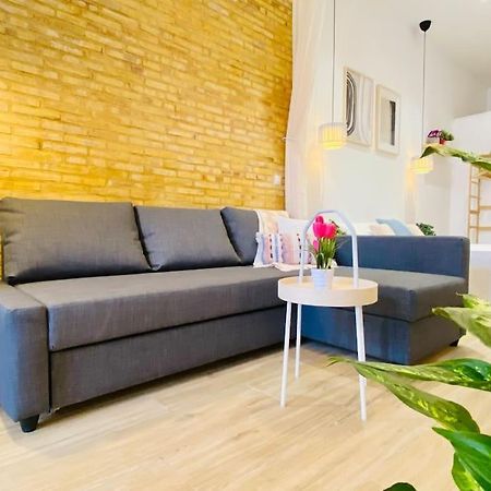 Relaxing Beachside Cabanyal Loft Valencia Exterior foto